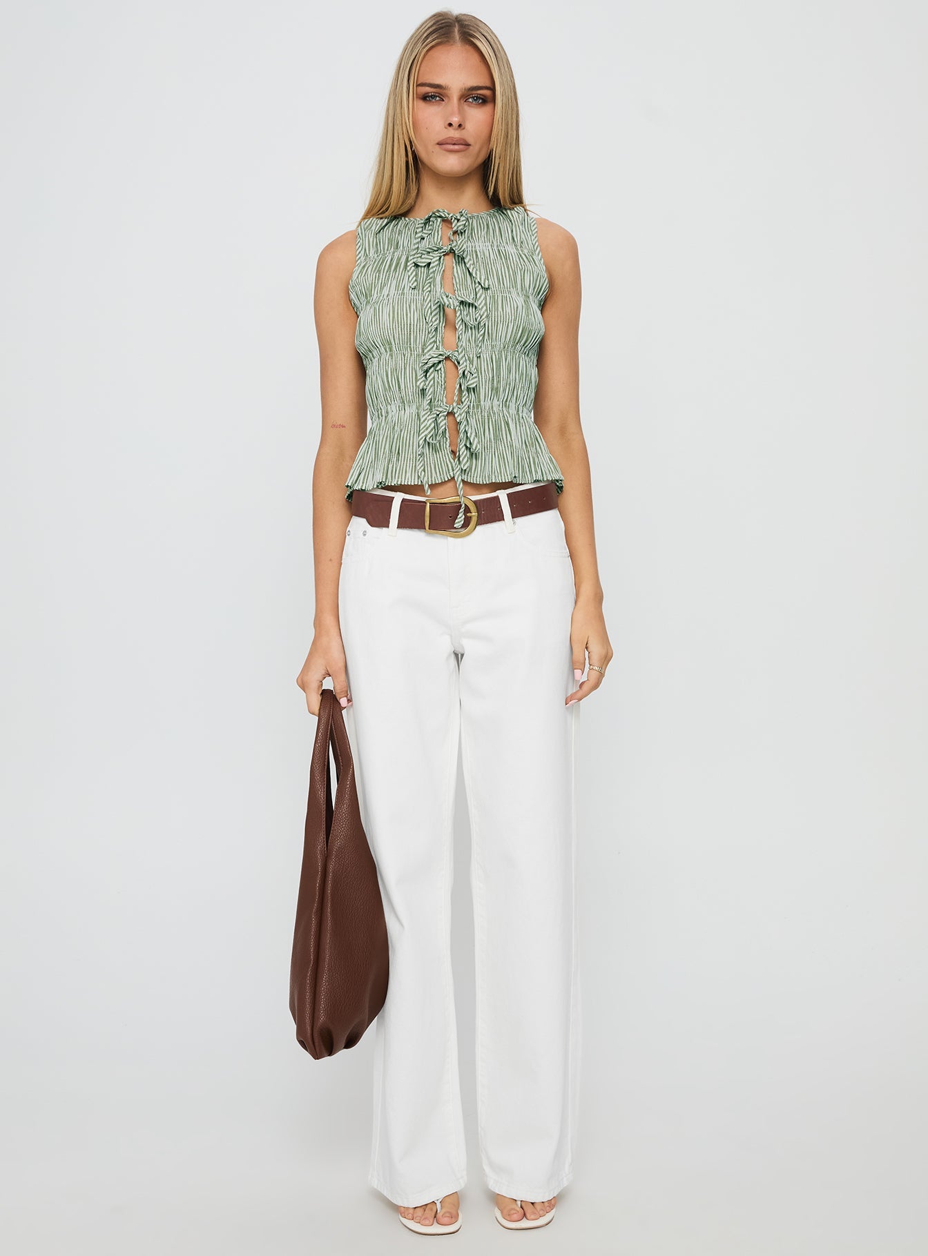 Serenitia Mid Rise Relaxed Jeans White Wash